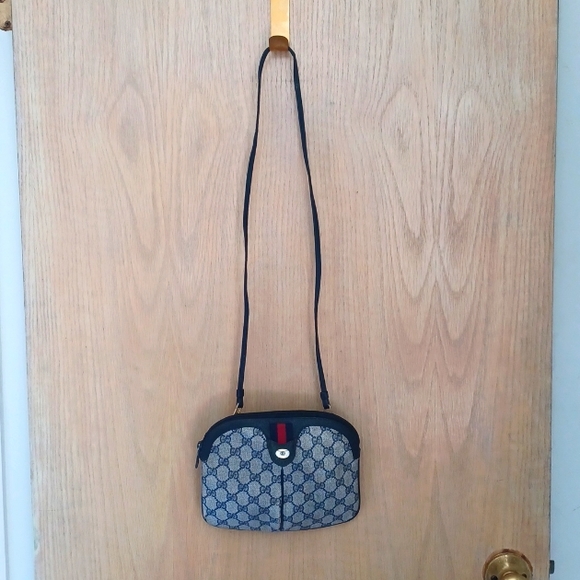 Ladies blue and gray Gucci Shoulder Bag, Sz Small ***offers welcome *** - Picture 3 of 14